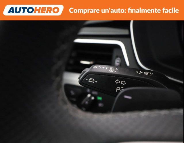 AUDI A4 Avant 40 TDI quattro S tronic S line edition