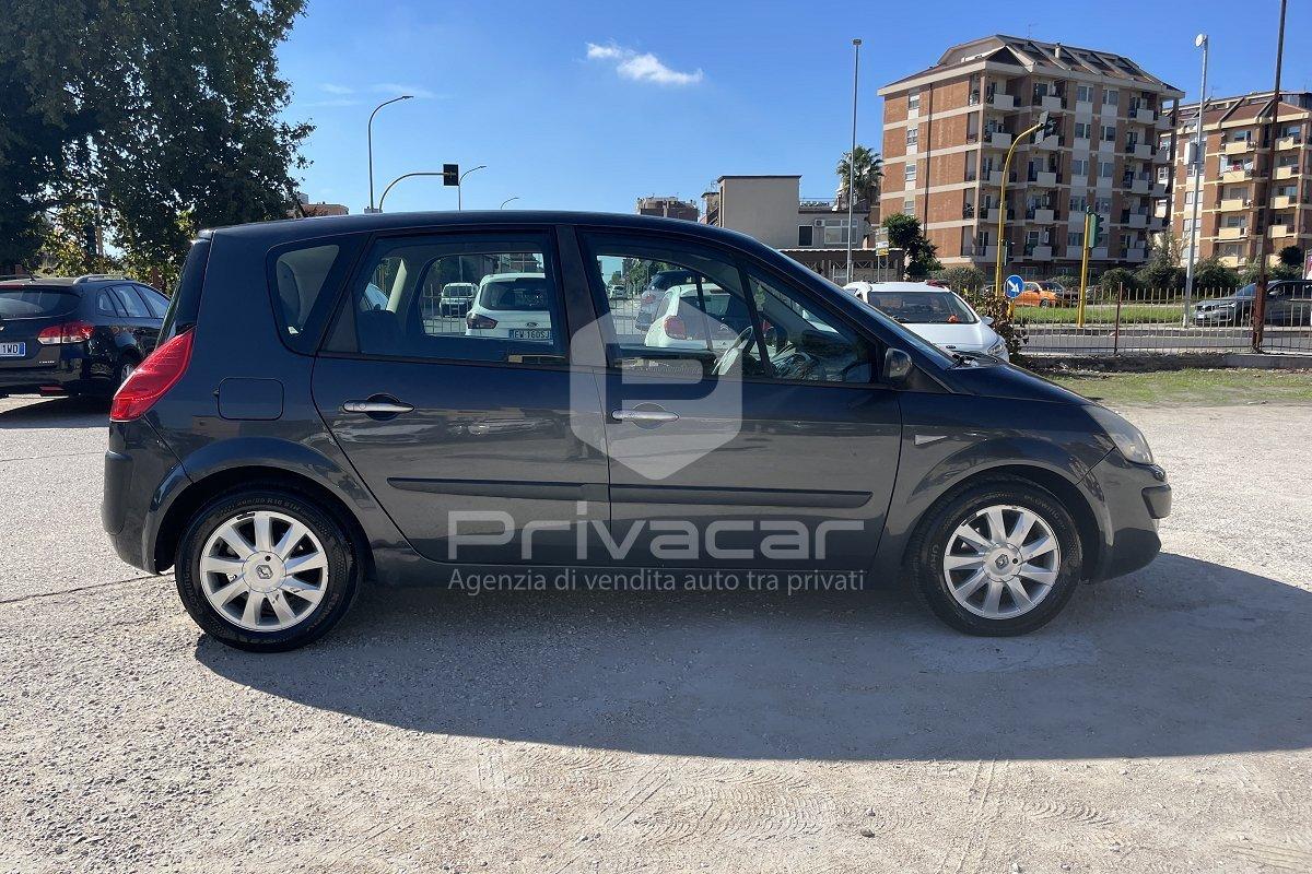 RENAULT Scénic 1.5 dCi/105CV Conquest