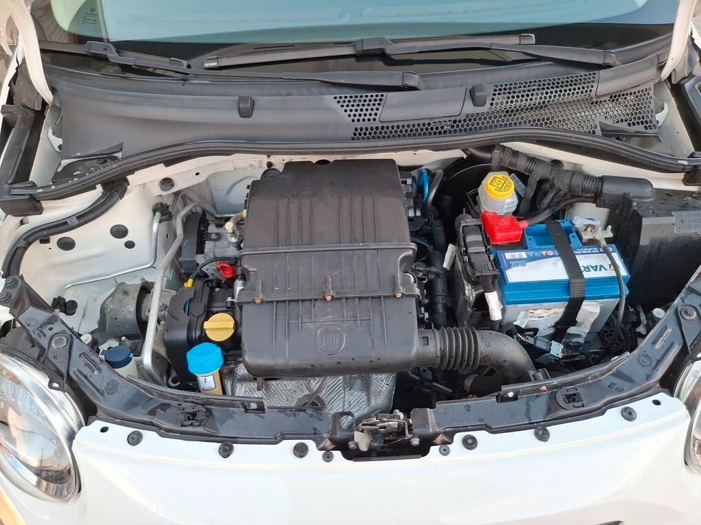 Fiat 500 1.2 Display TFT/Uconnect7"/Beats