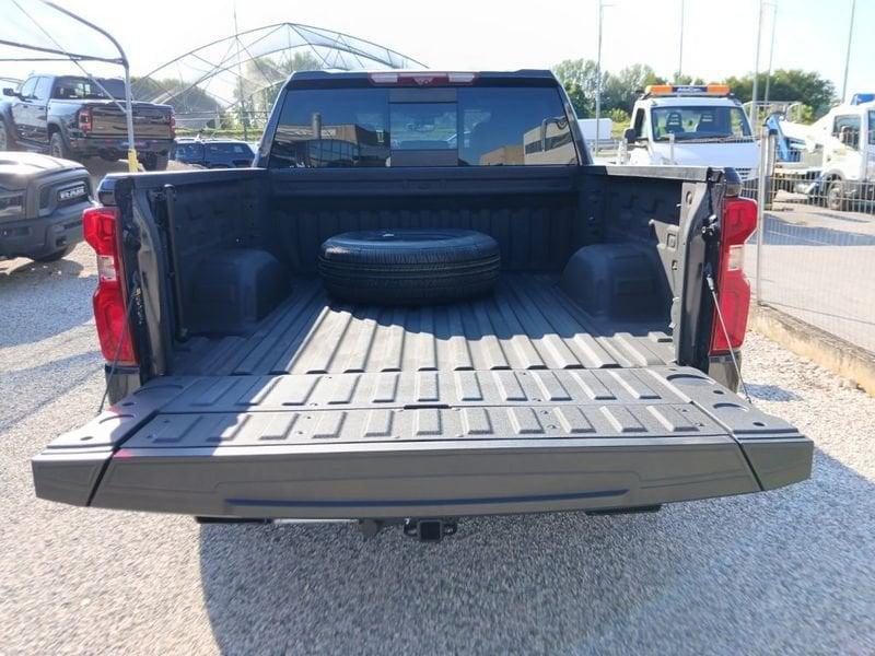 Chevrolet Silverado Silverado crew cab 6.2 V8 ecotec3 High Country 420cv auto