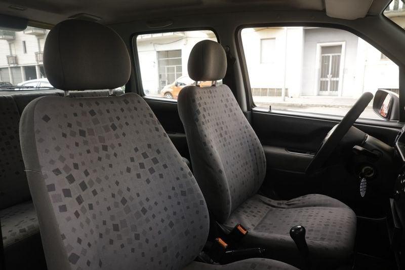 Opel Agila Opel Agila Agila 1.0 12v Club 5p.ti ANNO 2003