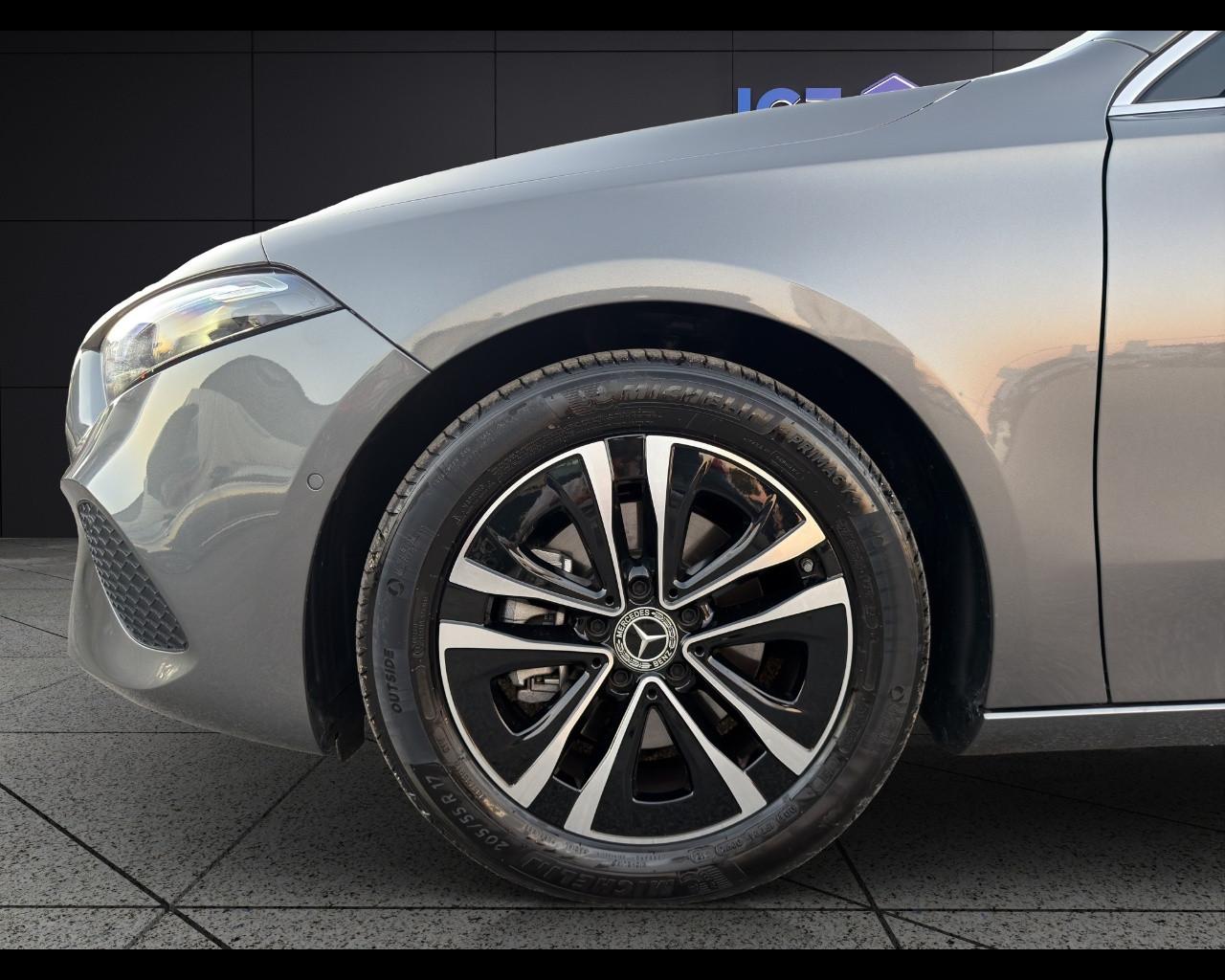 Mercedes-Benz A 180 Automatic SPORT PROGRESSIVE ADVANCED