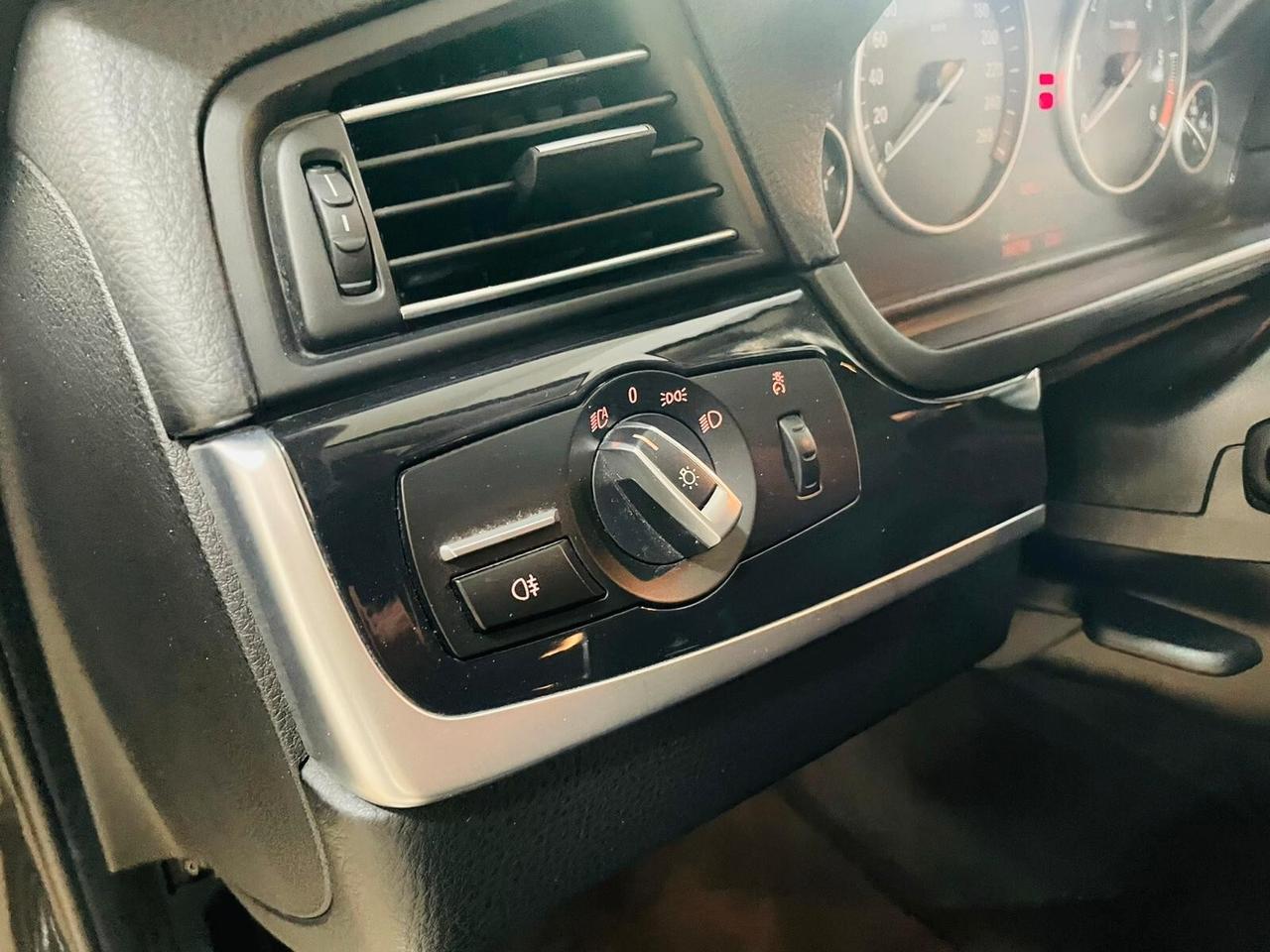 Bmw 520 520d Touring Luxury Pelle Individual