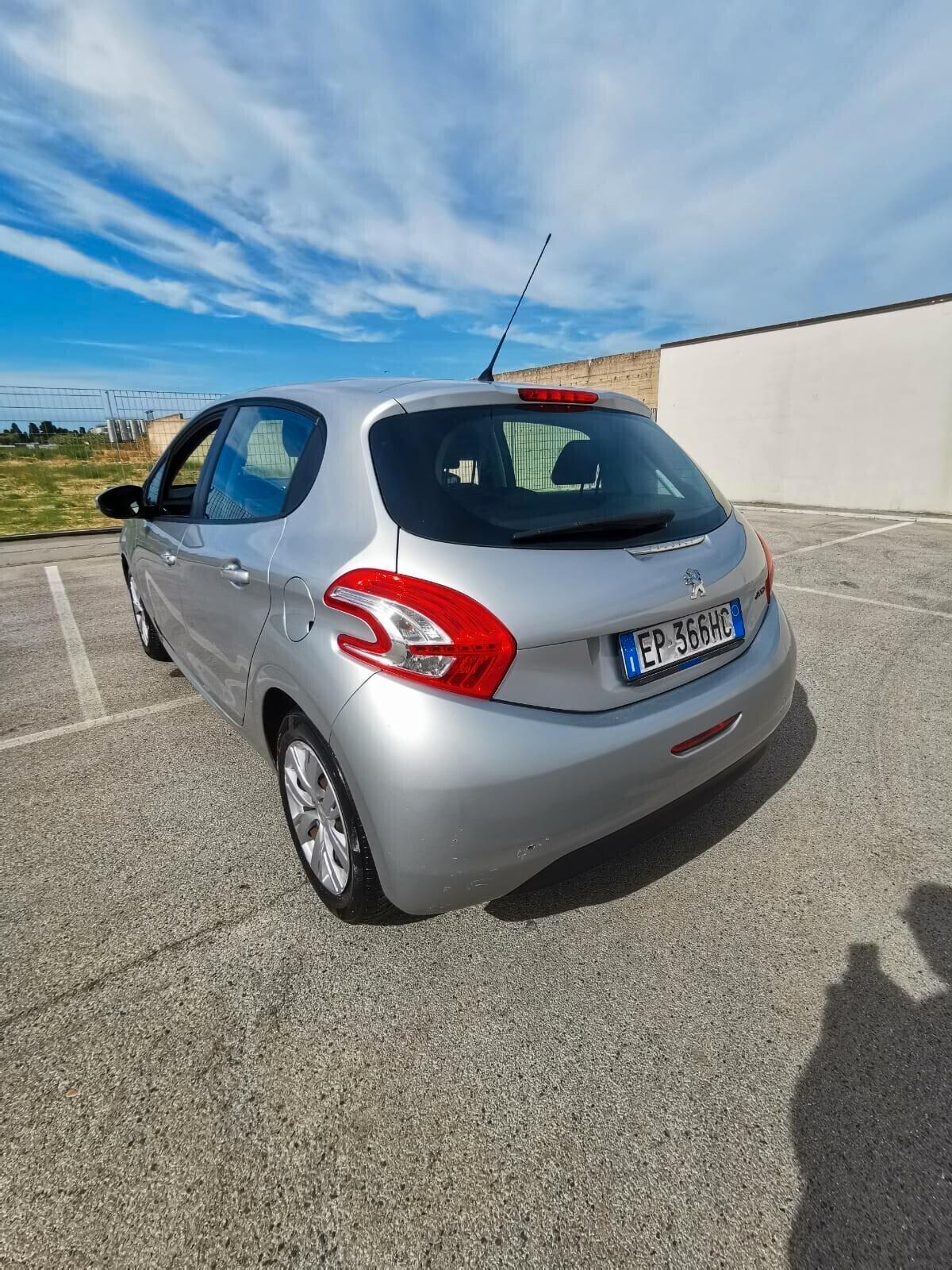 Peugeot 208 1.0 VTi 68 CV 5 porte Active - 2013