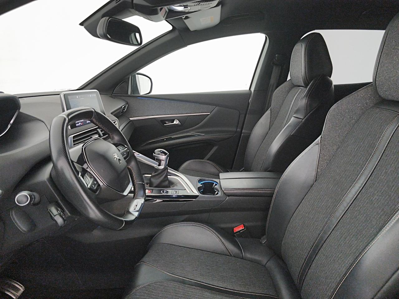 Peugeot 3008 1.5 bluehdi GT Line 130cv