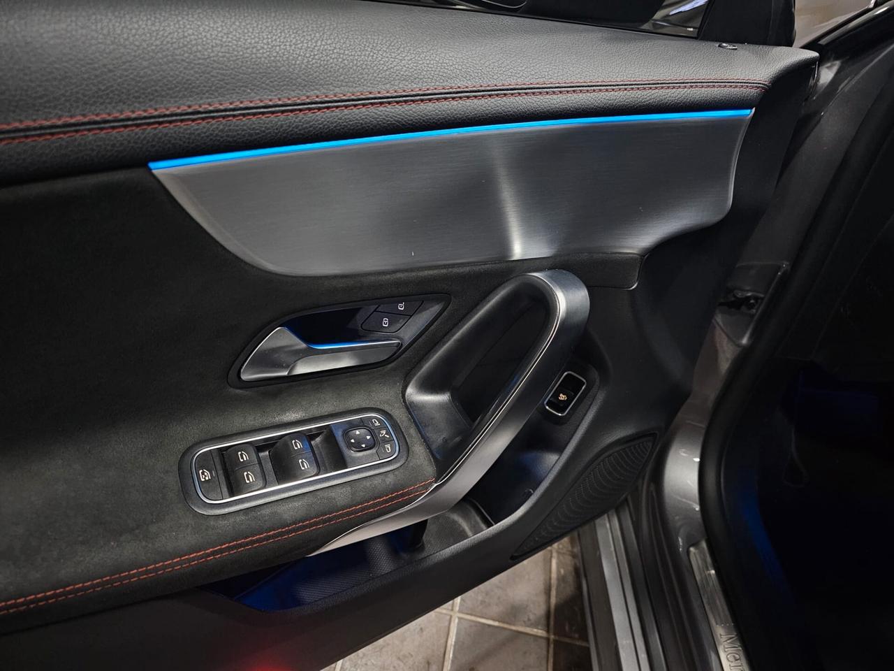 NUOVA MERCEDES-BENZ CLA 200d PREMIUM AMG LINE 2.0d 150CV AUTOMATIC