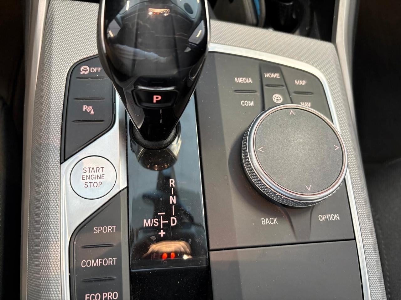Bmw 320 d Touring xDrive BUSINESS ADVANTAGE 48V Aut.