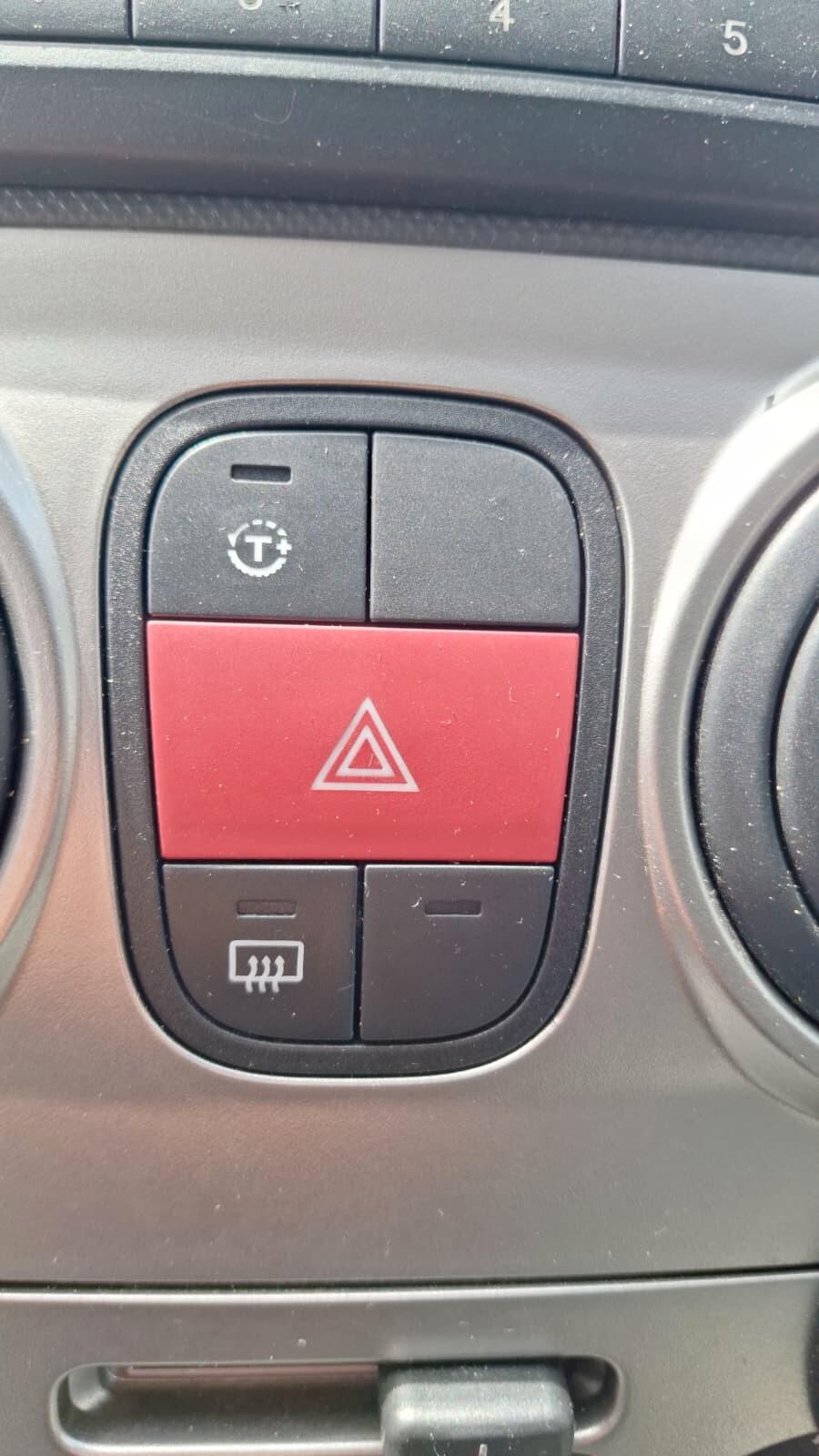 Fiat Qubo 1.3 MJT 75 CV Trekking