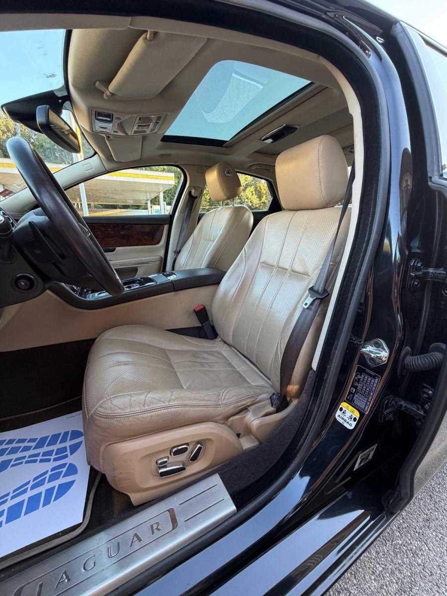 JAGUAR - XJ - 3.0D V6 Premium Luxury