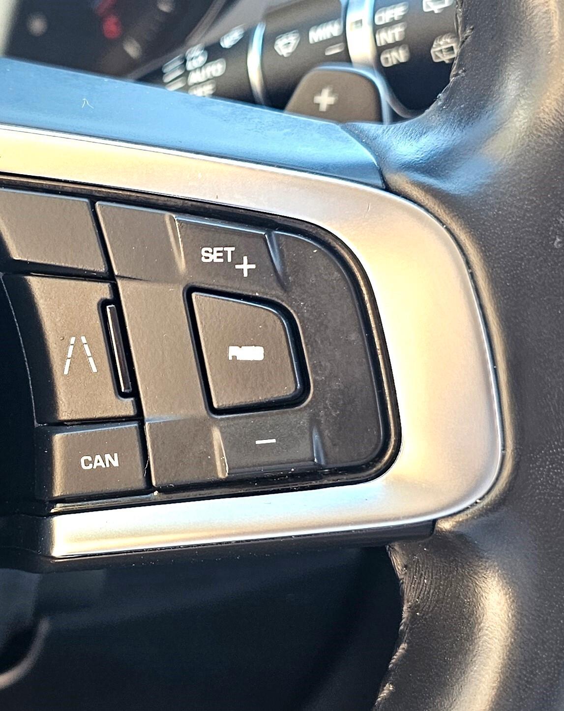 Jaguar F-Pace 2.0 D aut. Prestige FULL PERMUTE