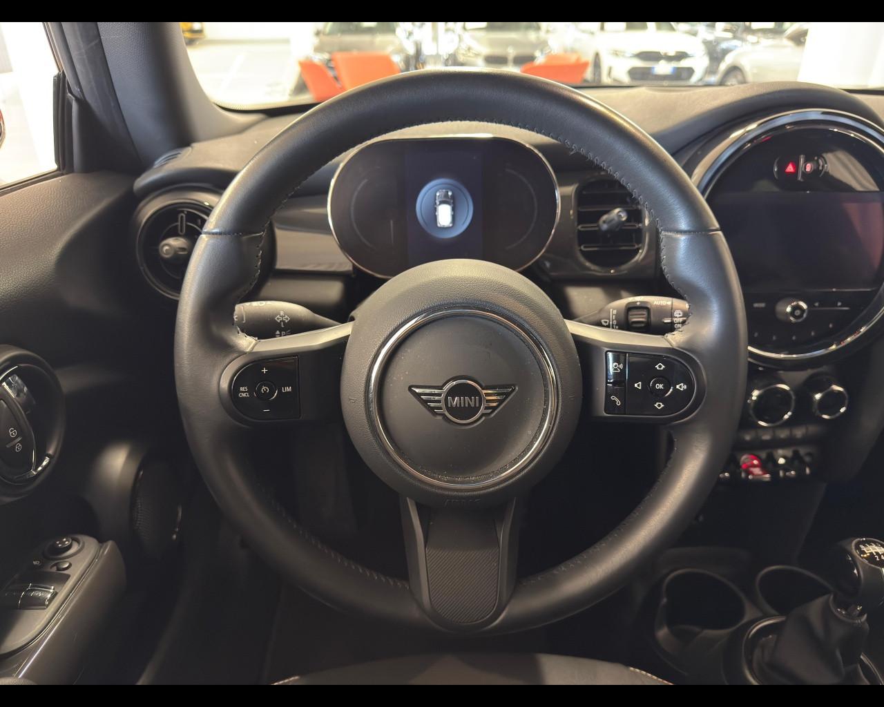MINI Mini 4ª serie (F56) - Mini 1.5 Cooper Essential