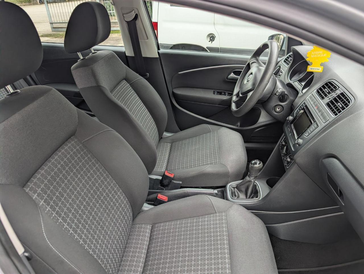 Volkswagen Polo 1.4 Tdi 5 P. Neopatentati Diesel Euro 6 Comfortline 75cv