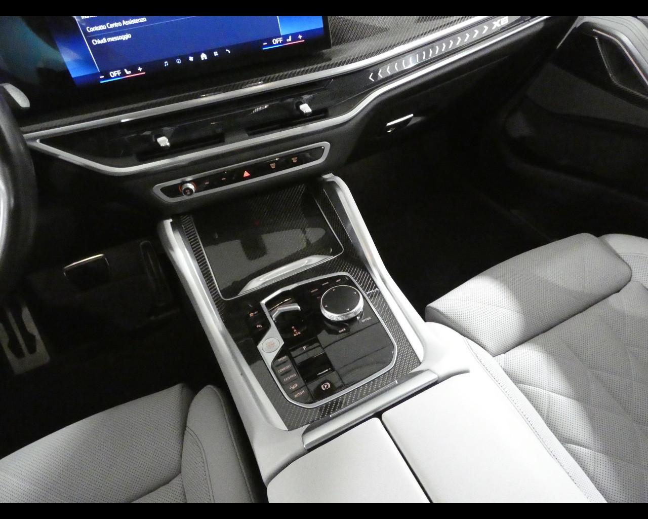 BMW X6 (G06/F96) - X6 xDrive40d 48V Msport Pro