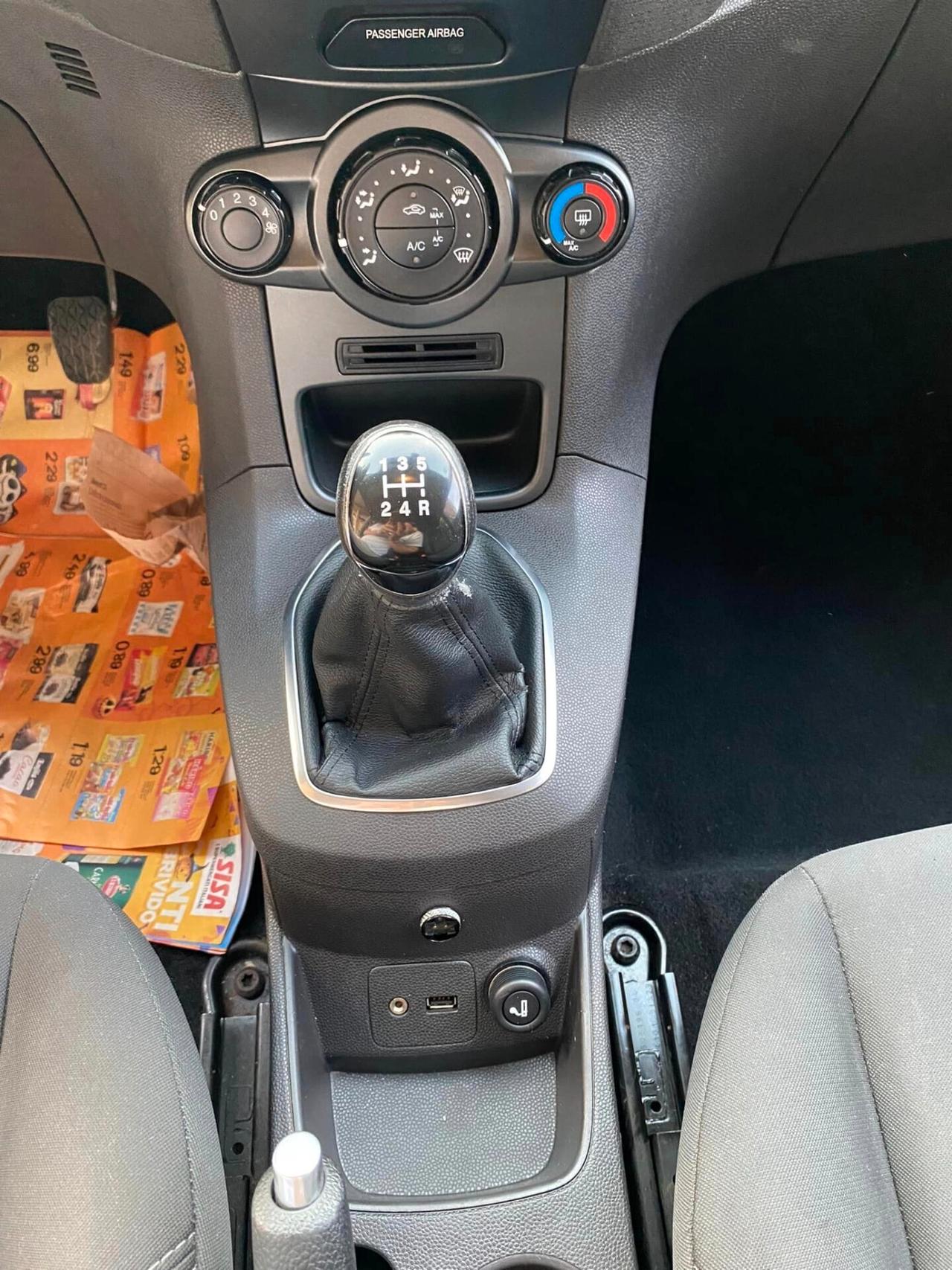 Ford Fiesta 1.5 TDCi 75CV Titanium - 2015