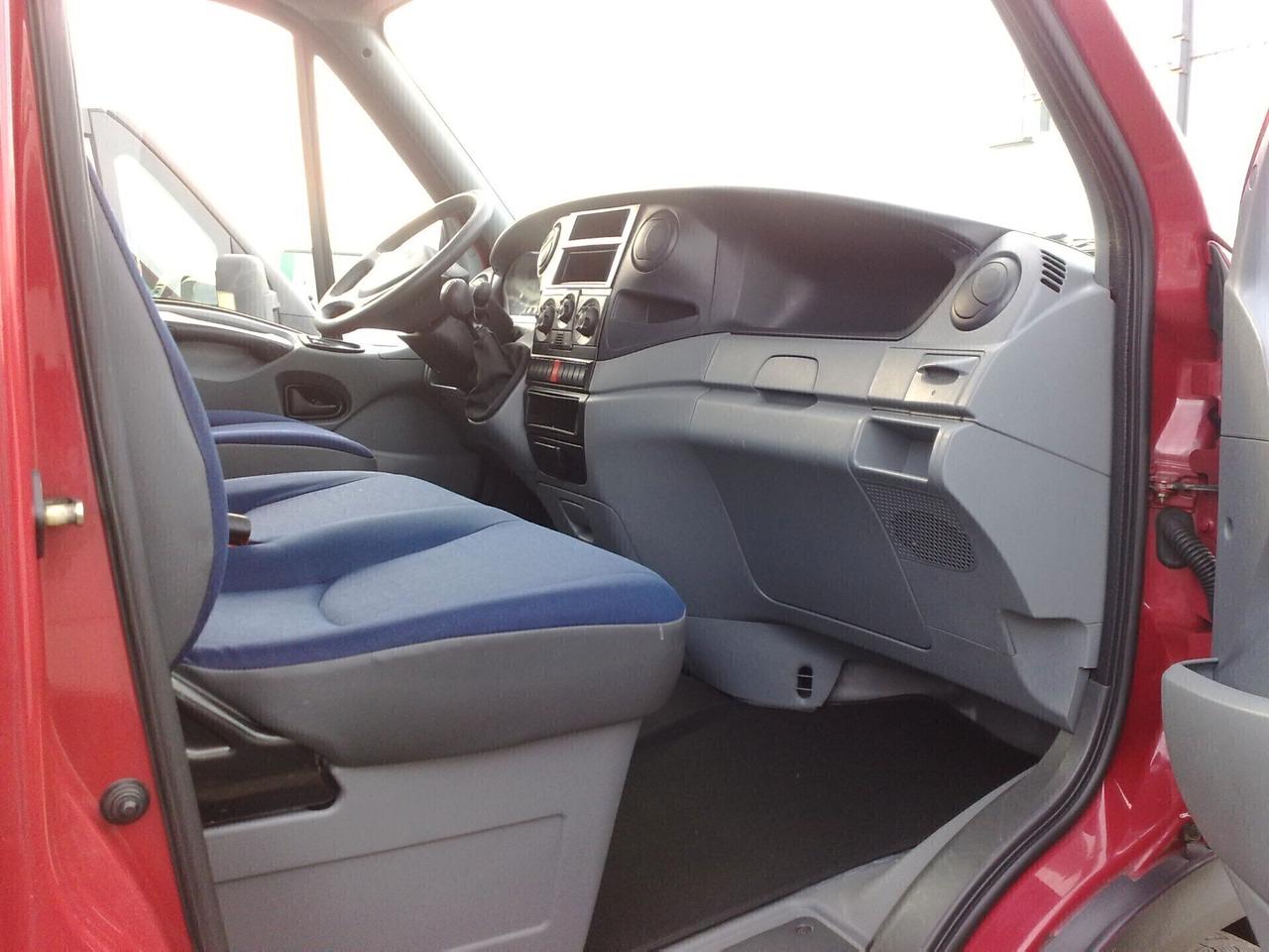 Iveco Daily 35c12 2.3hpt CENTINATO - 2006