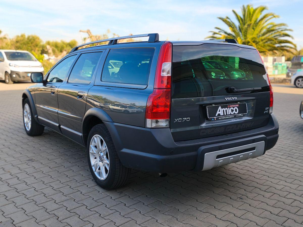 VOLVO XC70 2.4 D5 20V AWD Summum Solo 130.000km