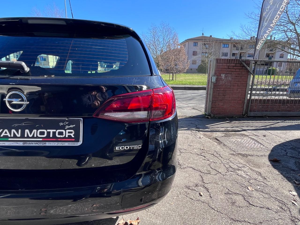 Opel Astra 1.4 Turbo 110CV EcoM Sports Tourer Dynamic