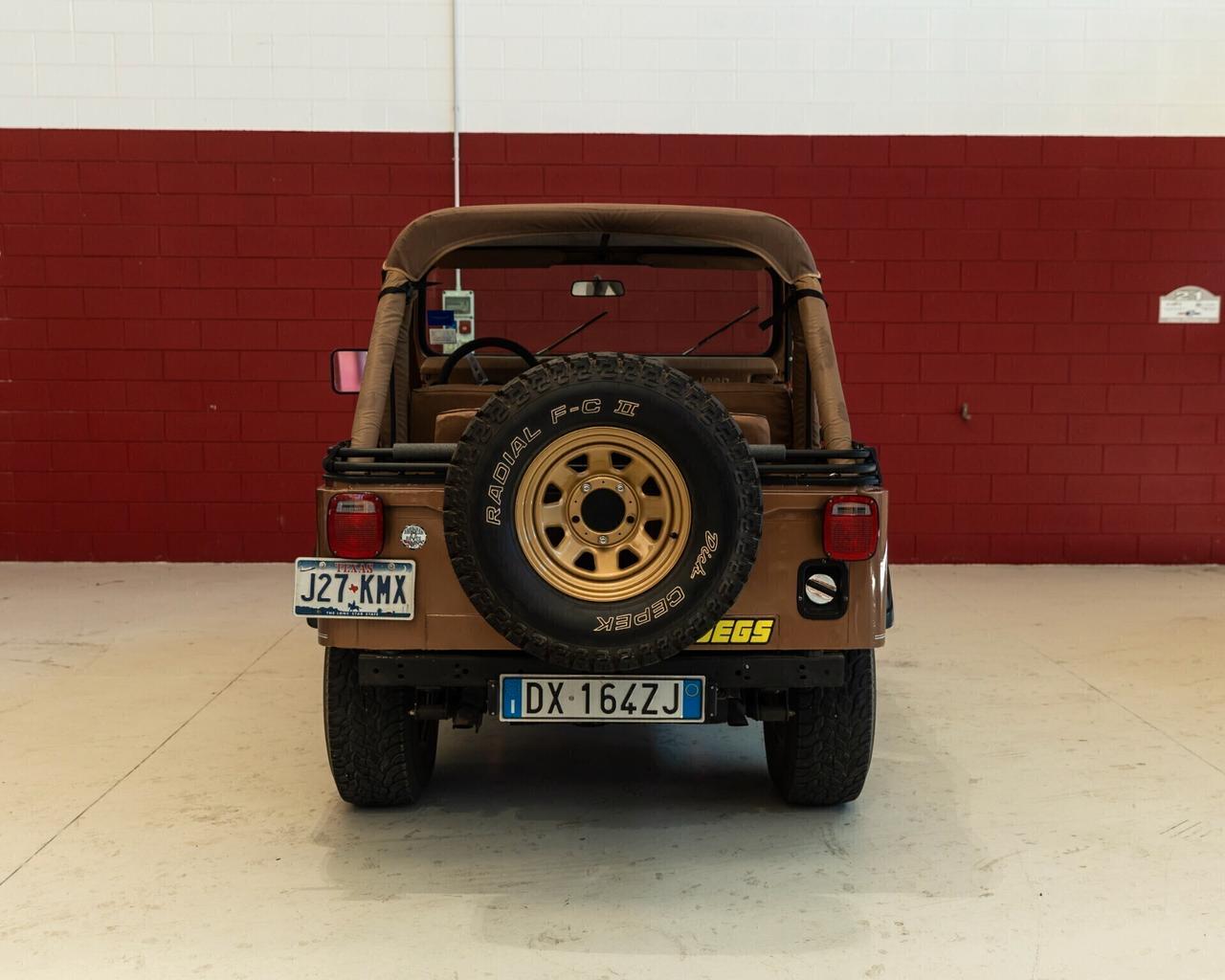 CJ-5 Golden Eagle V8 304 del 1979