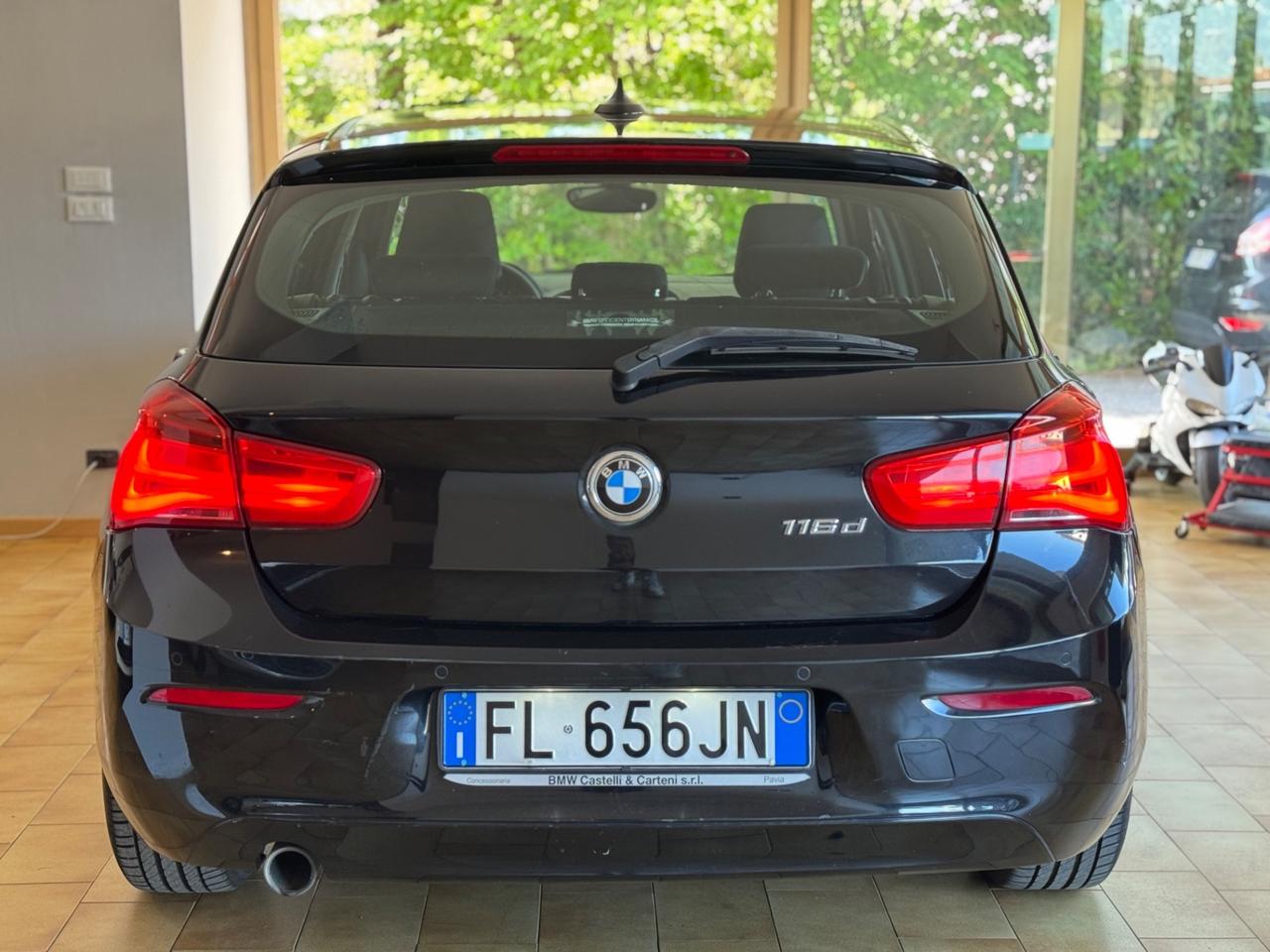Bmw 116 116d 5p. Business