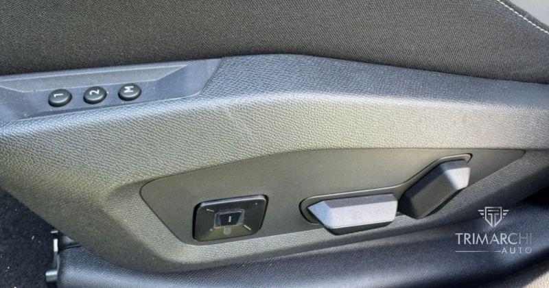 Jeep Compass E-Hybrid Plug-In 1.6 Turbo PHEV 165kW Business DCT
