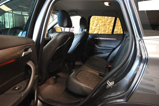 BMW X1 SDRIVE 18d SPORT BLACKLINE AUT.NAVI LED18"TEL FULL
