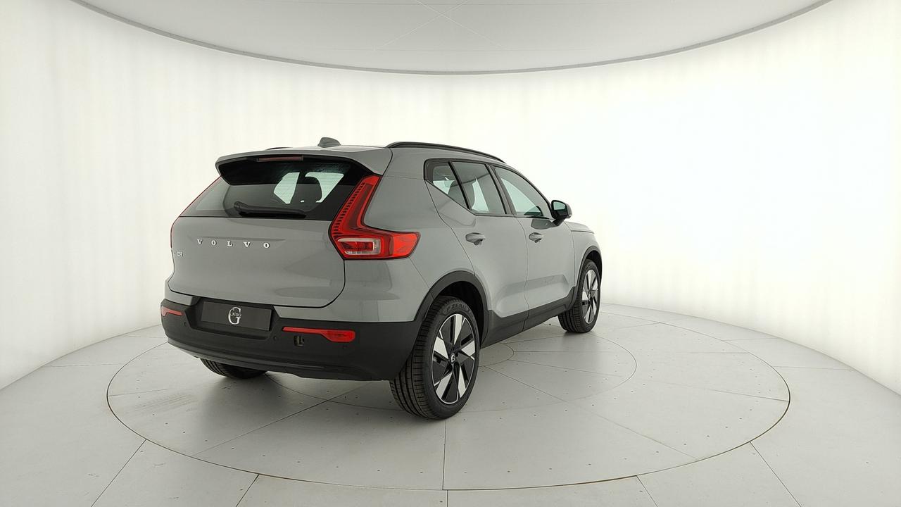 VOLVO XC40 Plus Single Motor Extended Range