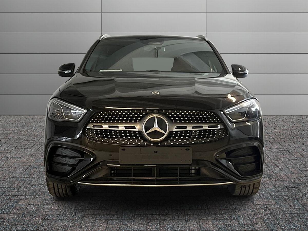Mercedes-Benz GLA 200 d automatic