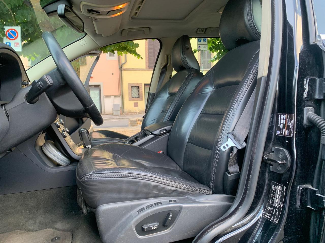 Volvo XC 70 XC70 2.4 D5 Summum #5941