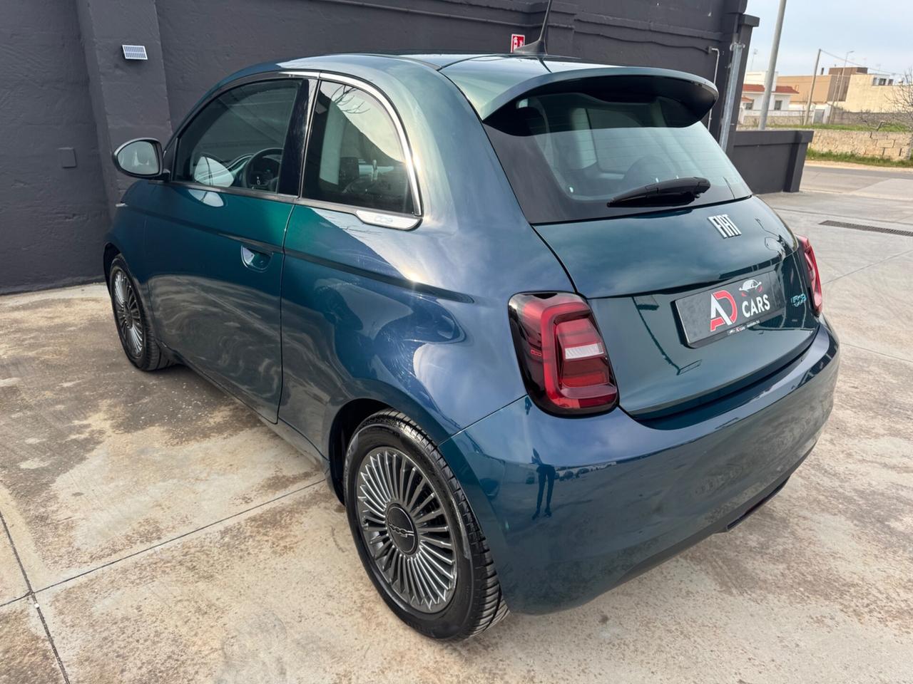 Fiat 500 Elettrica led cruis 2020