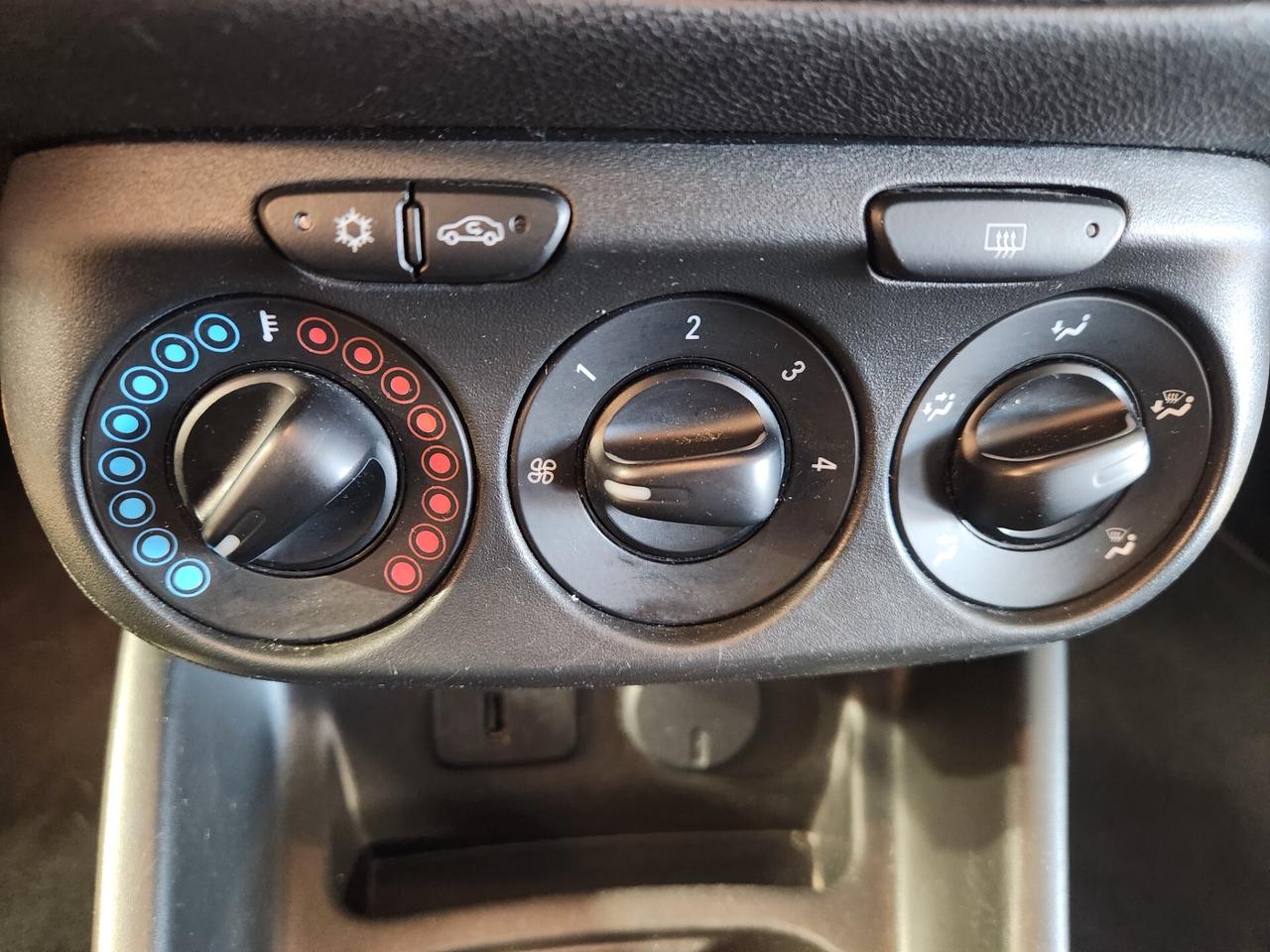 (IN ARRIVO)Opel Corsa