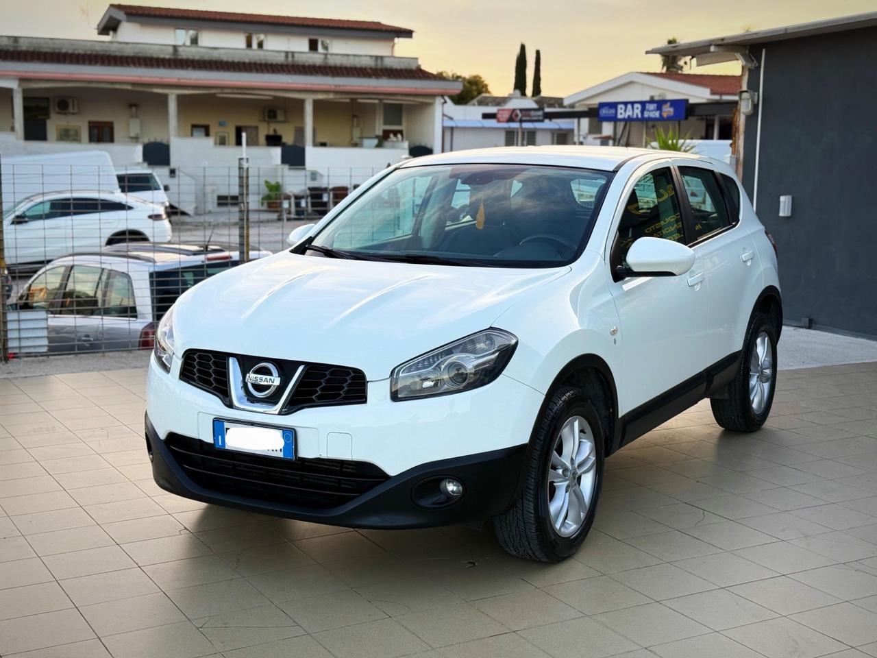 Nissan Qashqai 2.0 dCi DPF Tekna Garanzia 12 Mesi