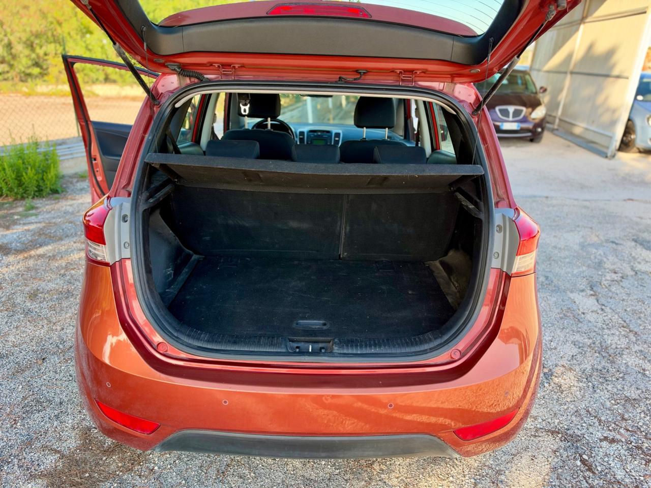 Hyundai iX20 Diesel 1.4 CRDi neopatentati Unipropr