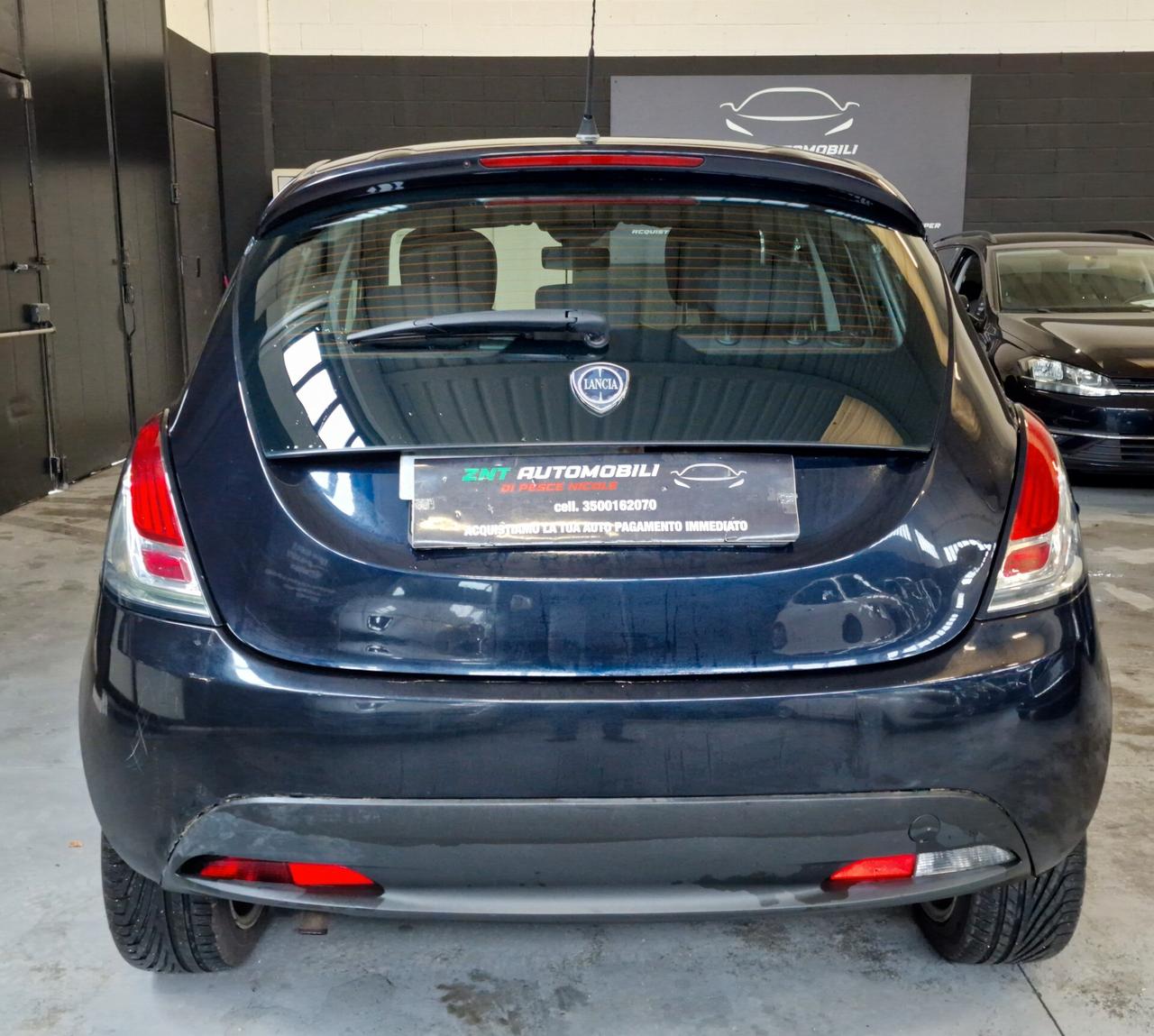 Lancia Ypsilon 0.9 TwinAir 85 CV 5 porte S&S Platinum