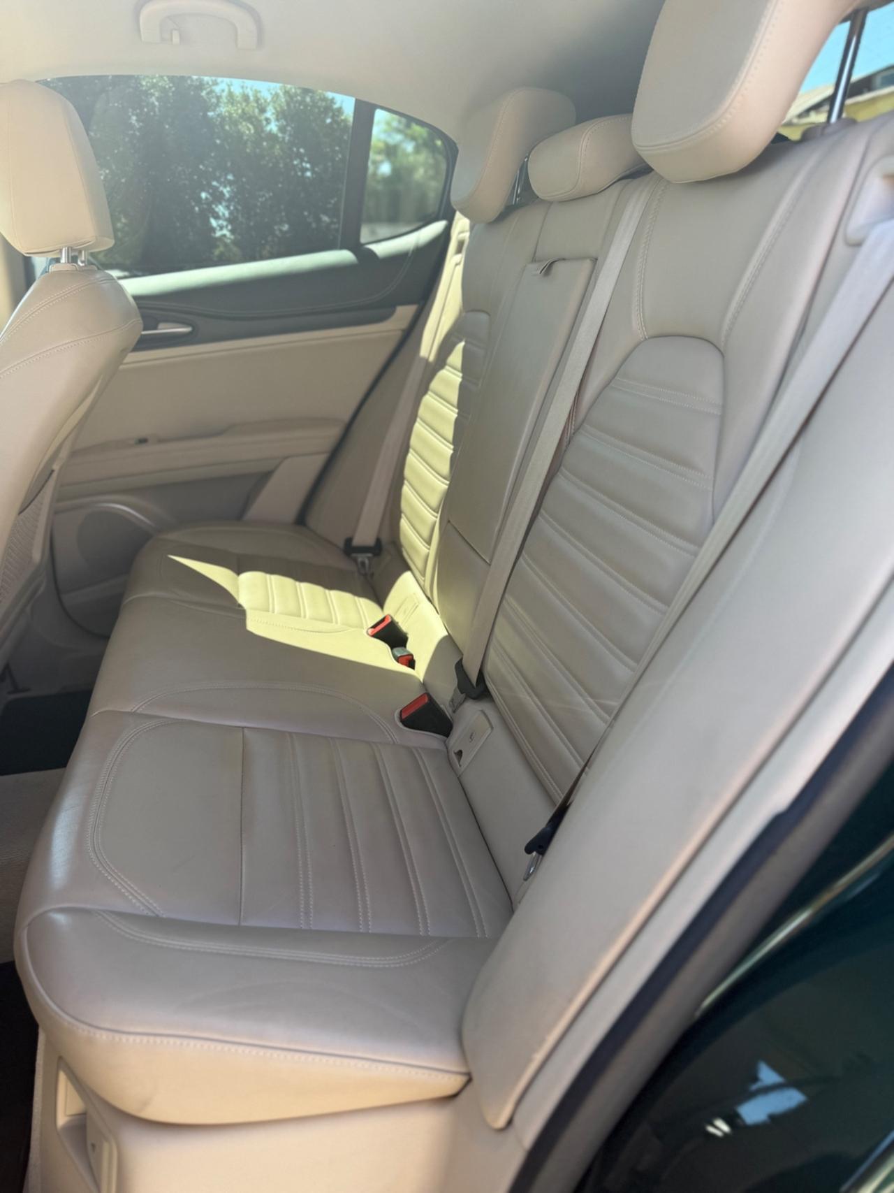 Alfa Romeo Stelvio 2.2 Turbodiesel 210 CV AT8 Q4 Veloce Tì