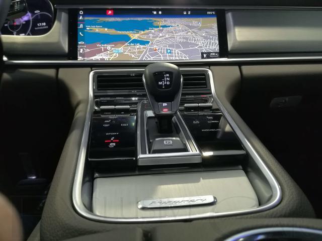 Porsche Panamera Panamera 4