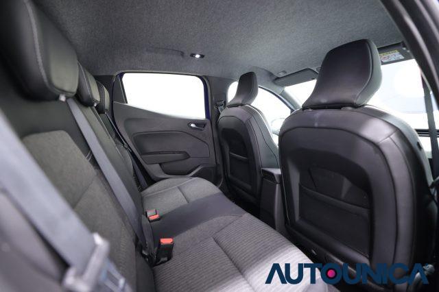 RENAULT Clio FULL HYBRID E-TECH 145 CV 5 PORTE TECHNO FULL LED