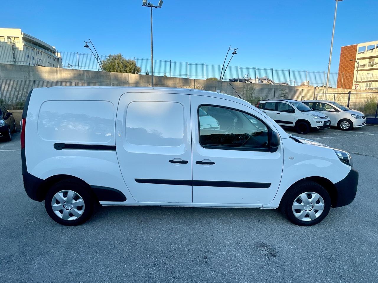 Renault Kangoo MAXI dCi 115CV 6M NAVI-TELECAM.2020