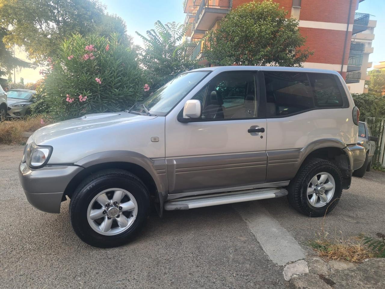 Nissan Terrano 2 2.7 TDi 4WD Diesel