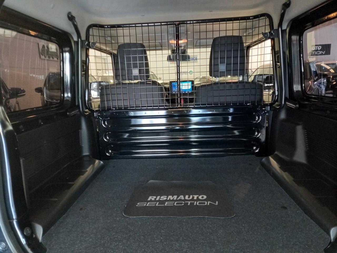 Suzuki Jimny 1.5 5MT PRO (N1)