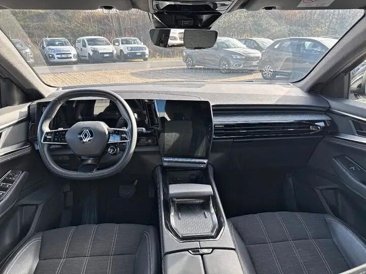 Renault Austral 1.2 E-TECH HEV 200 TECHNO AT