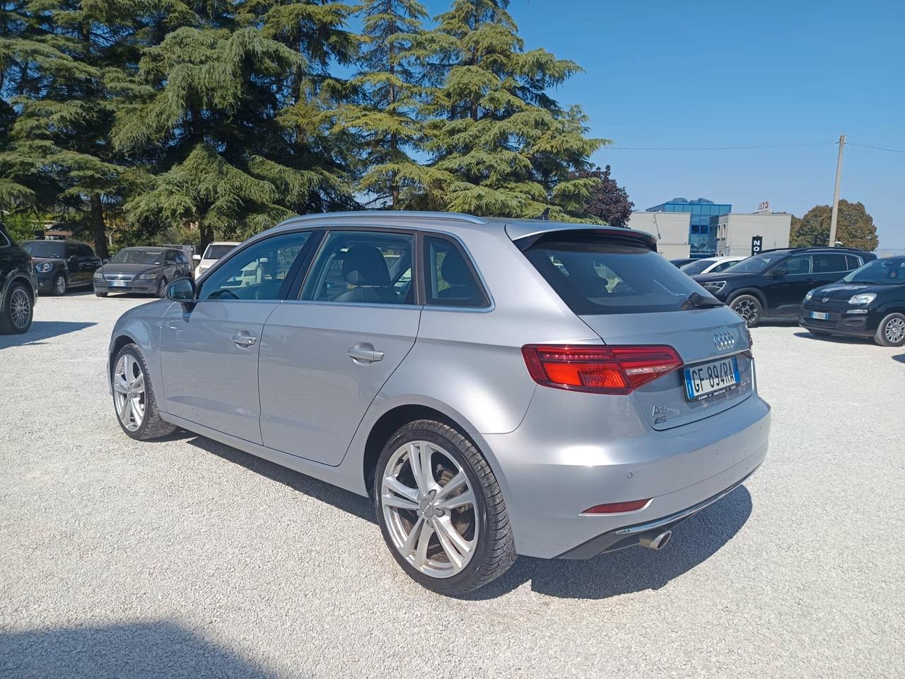 Audi A3 SPB 30 TDI S tronic Pack Sport Tua a 258€ al Mese