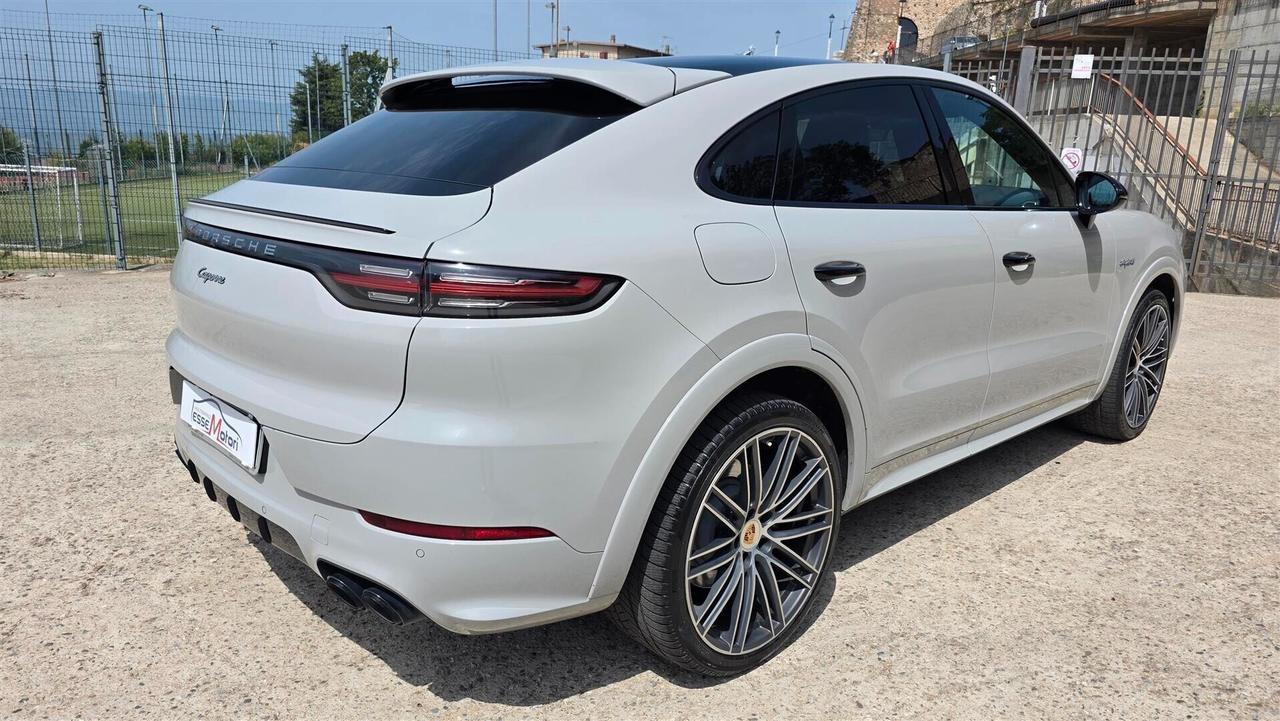 Porsche Cayenne Coupé 3.0 V6 E-Hybrid