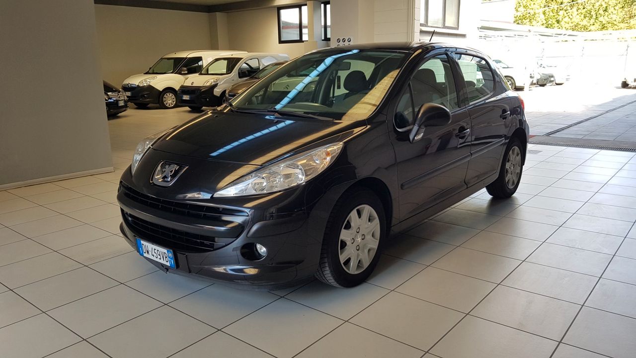 Peugeot 207 1.4 8V 75CV 3p. X Line ECO GPL