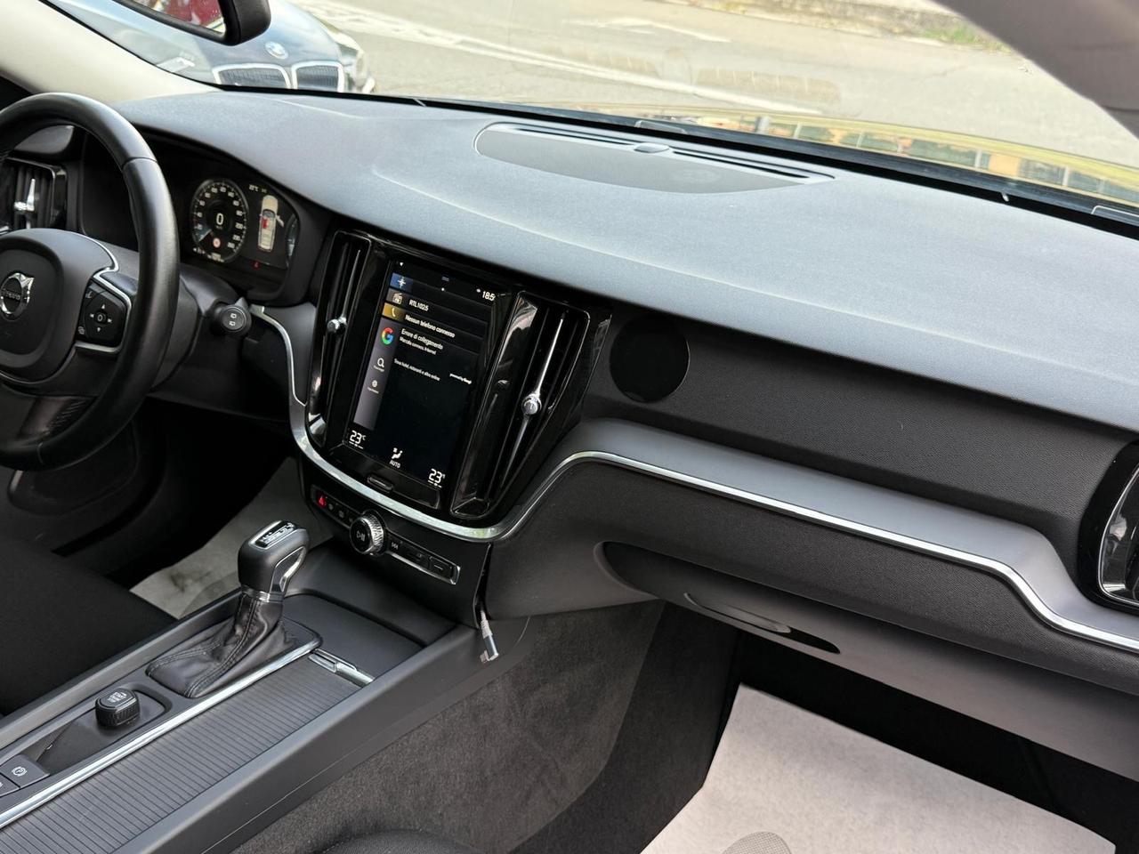 Volvo V60 D3 Geartronic R-design