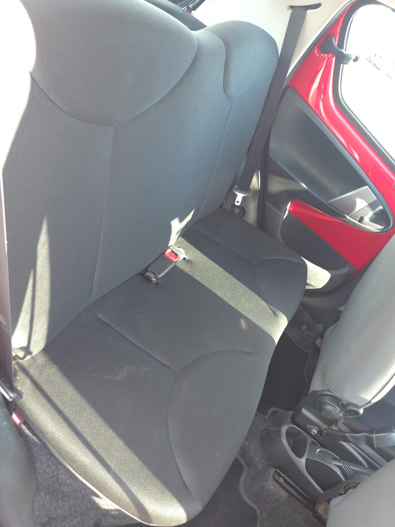 Toyota Aygo 1.0 12V VVT-i 5 porte Orange Connect
