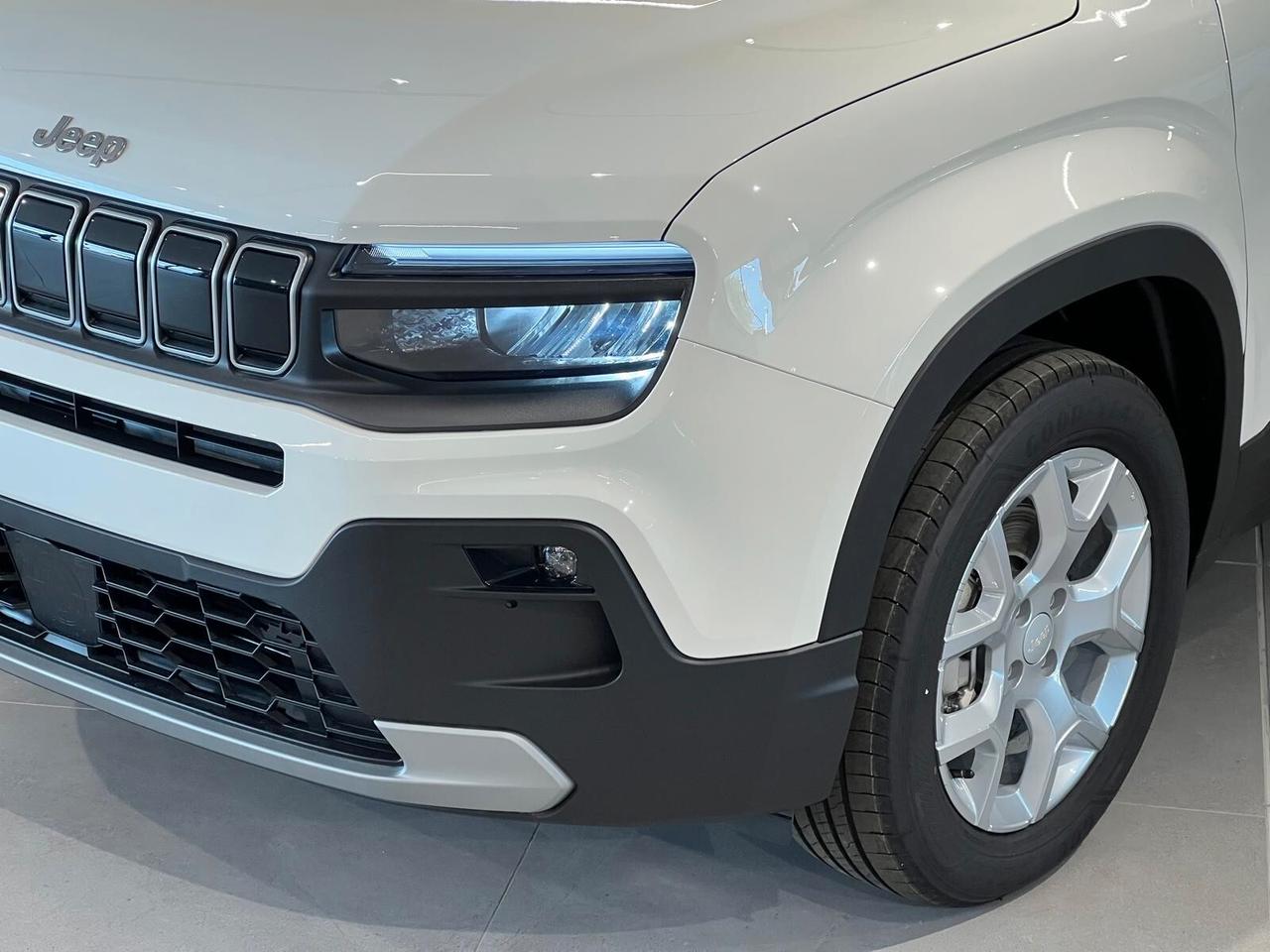 Jeep Avenger 1.2 Turbo 100 CV MHEV Tech & Sky