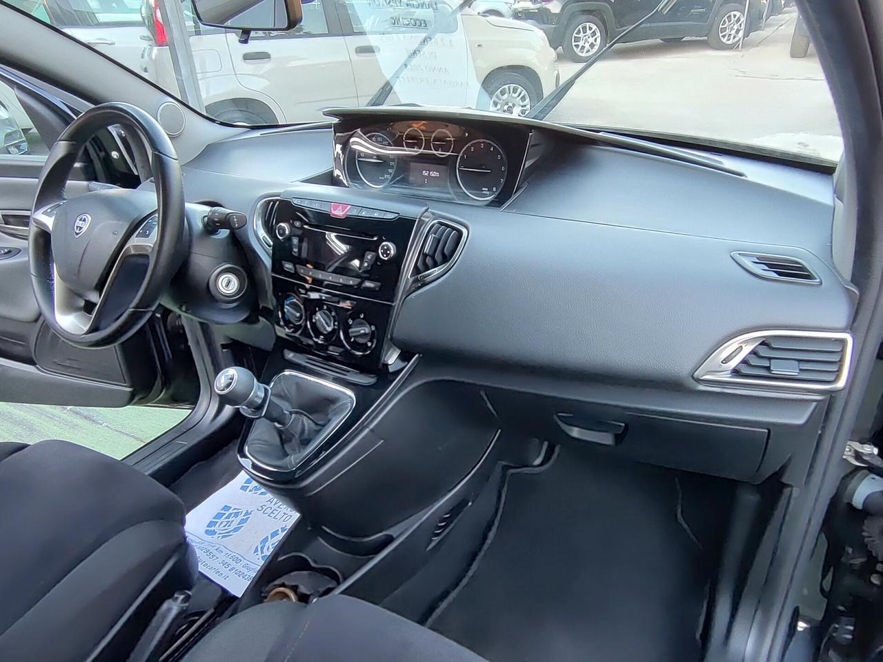 Lancia Ypsilon 1.2 BENZINA E GPL DI SERIE Ecochic Gold