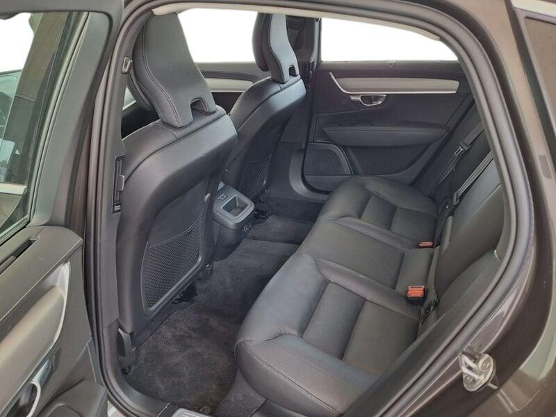 Volvo S90 B4 197+14 CV Mild Hibrid Benzina Automatica Plus Bright