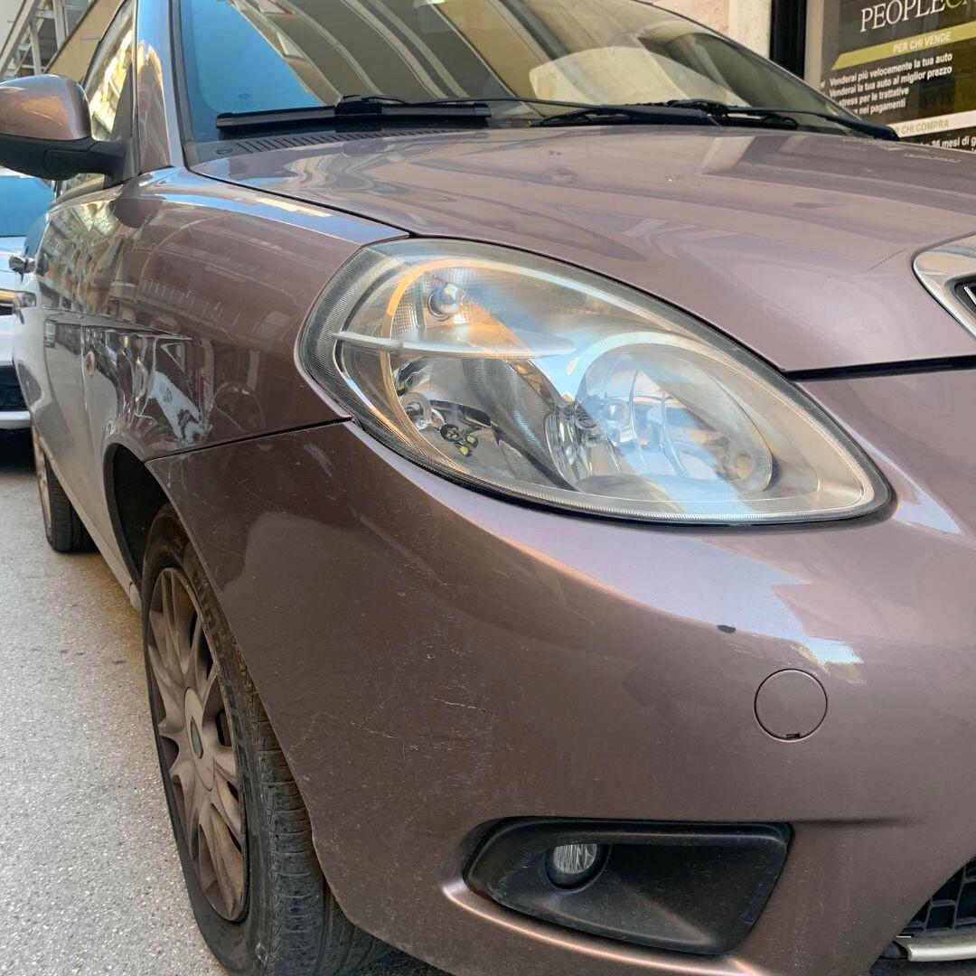 Lancia Ypsilon 1.3 MJT **cambio automatico**