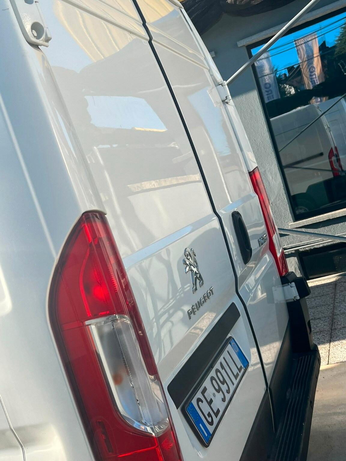 PEUGEOT Boxer (3ª serie) Boxer 330 2.2 BlueHDi...